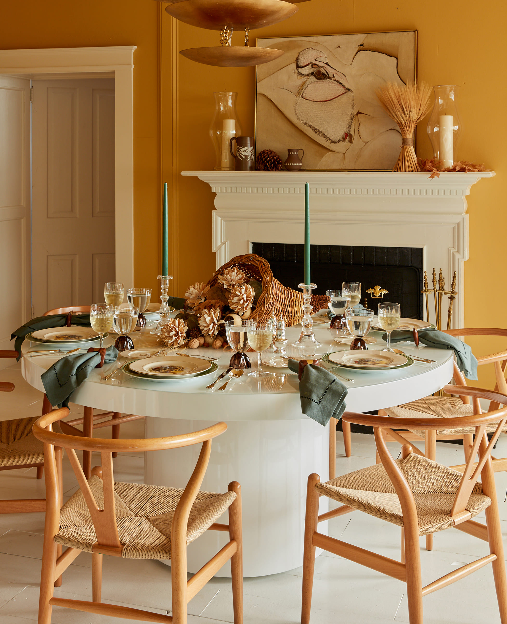 Dining room set with modern Thanksgiving table setting